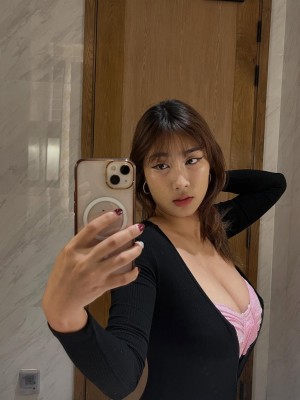 cristaluxx Photo #49