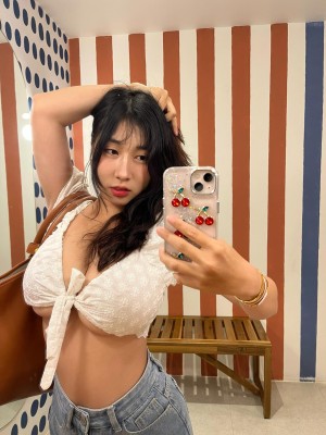 cristaluxx Photo #54