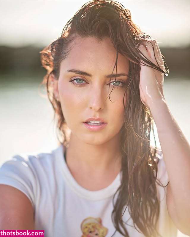 Savannah Mares Photo #19