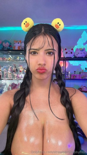 strawberrytabbyfree Photo #18