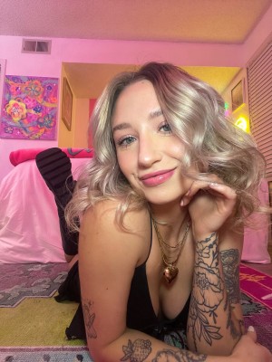 Abbbn0rmal Photo #27