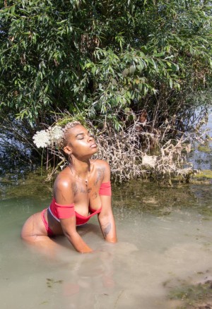 Afryckaneyla Photo #19