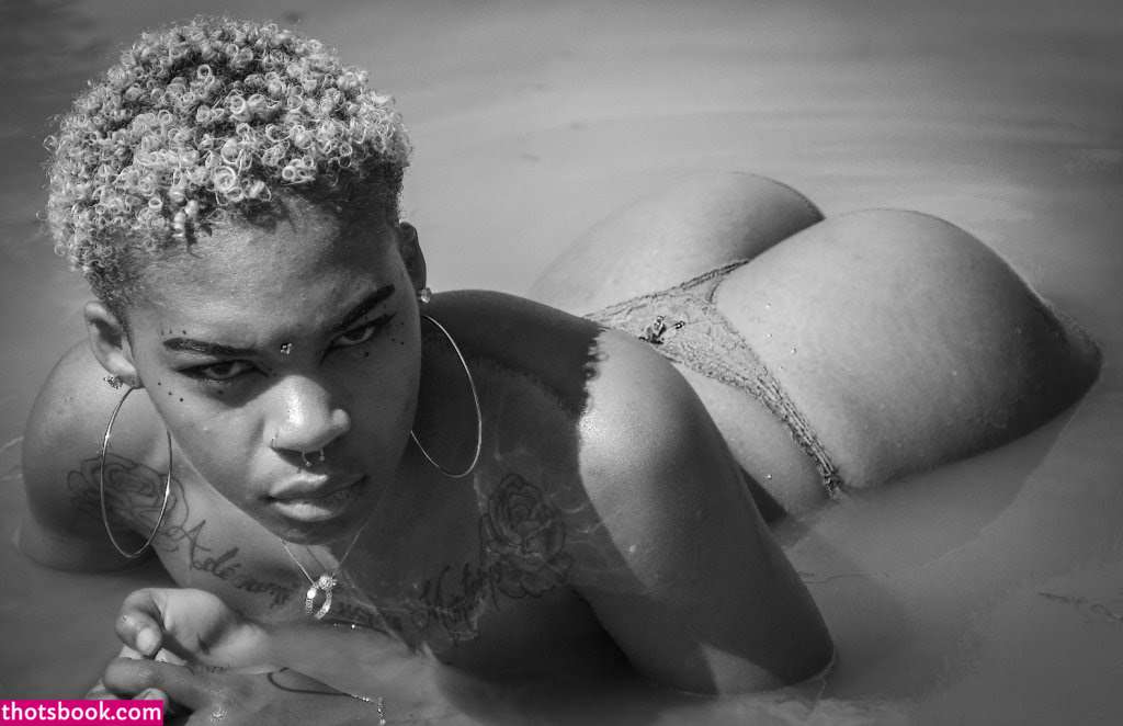 Afryckaneyla Photo #22