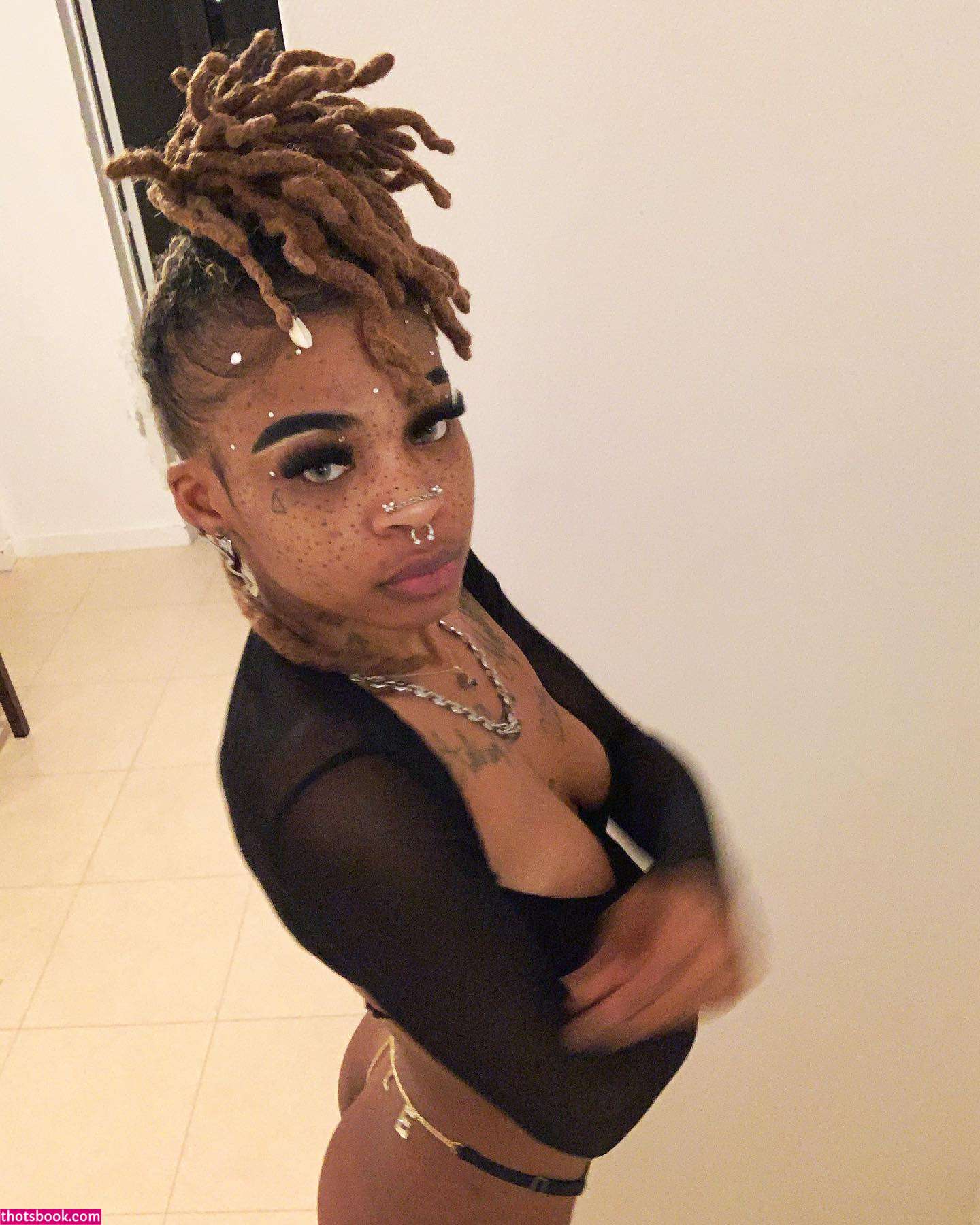 Afryckaneyla Photo #32