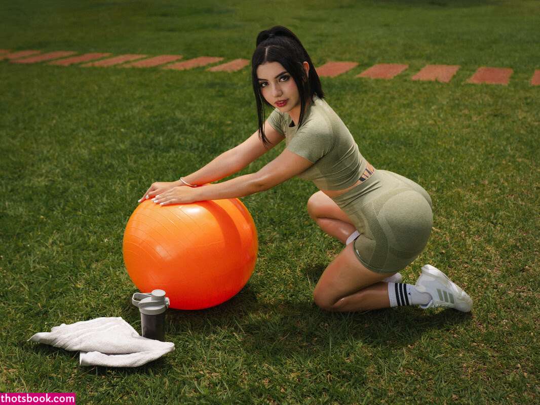 Aliceowenn Photo #15