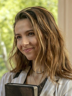 Anjelica Bette Fellini Photo #20