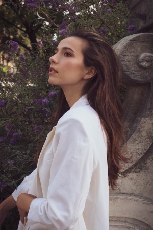 Anjelica Bette Fellini Photo #28