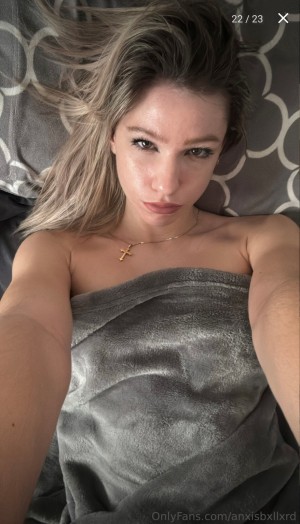 anxisbxllxrd Photo #35