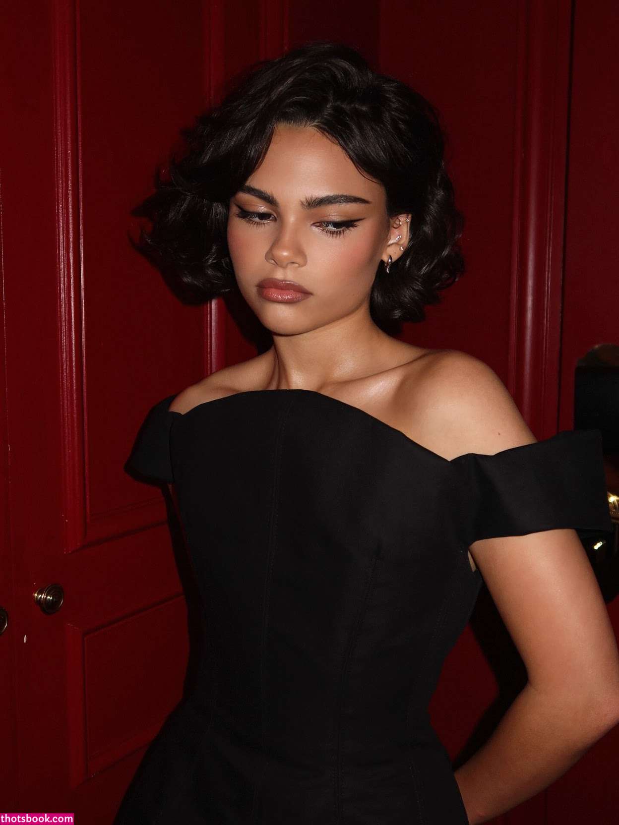 Ariana Greenblatt Photo #8