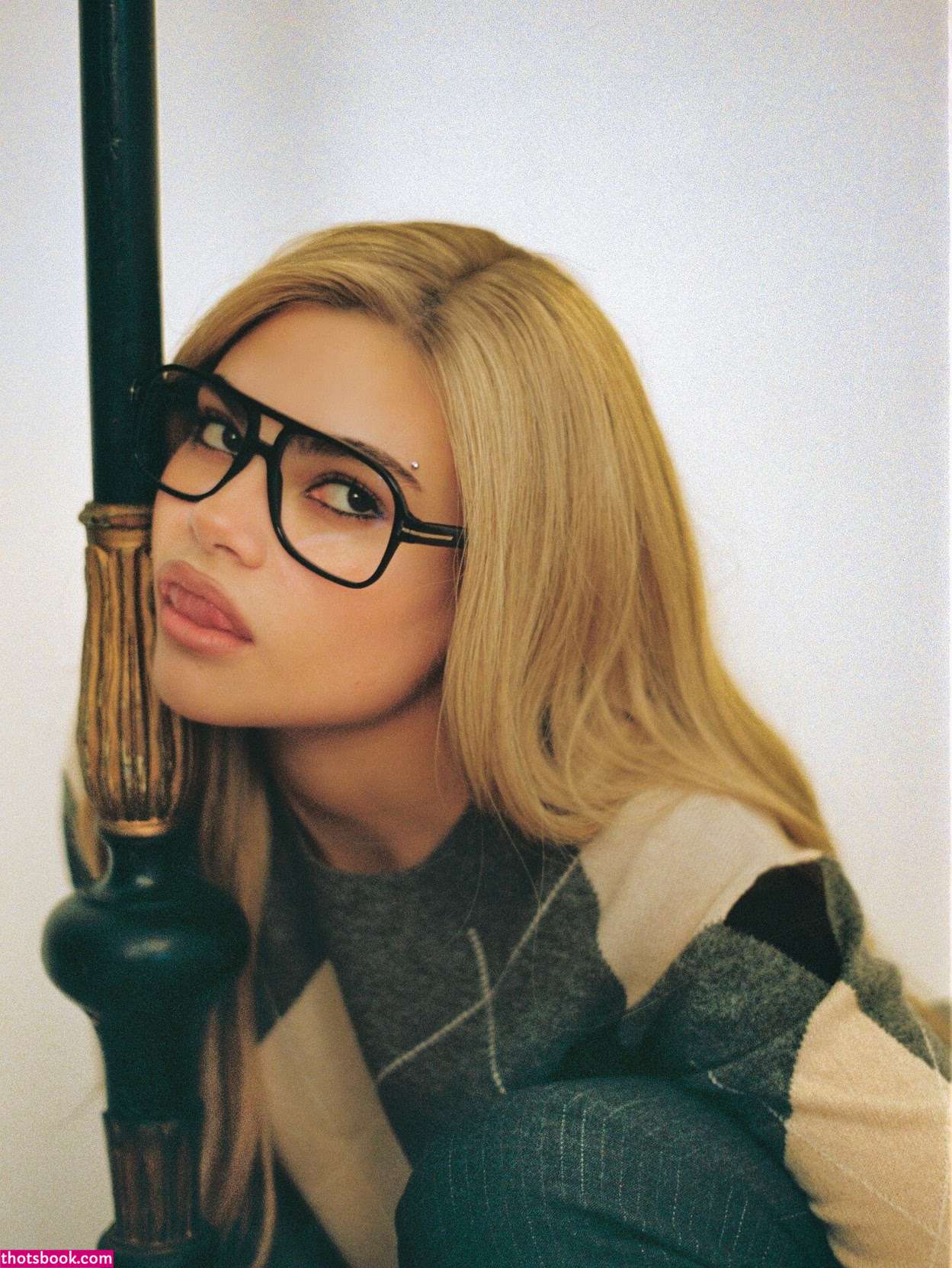 Ariana Greenblatt Photo #18