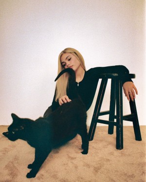 Ariana Greenblatt Photo #29