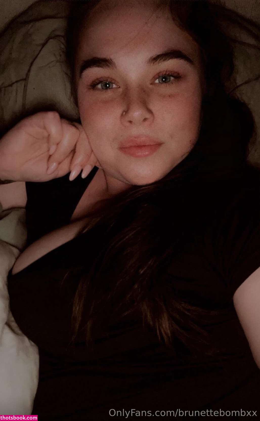 brunettebombxx Photo #8