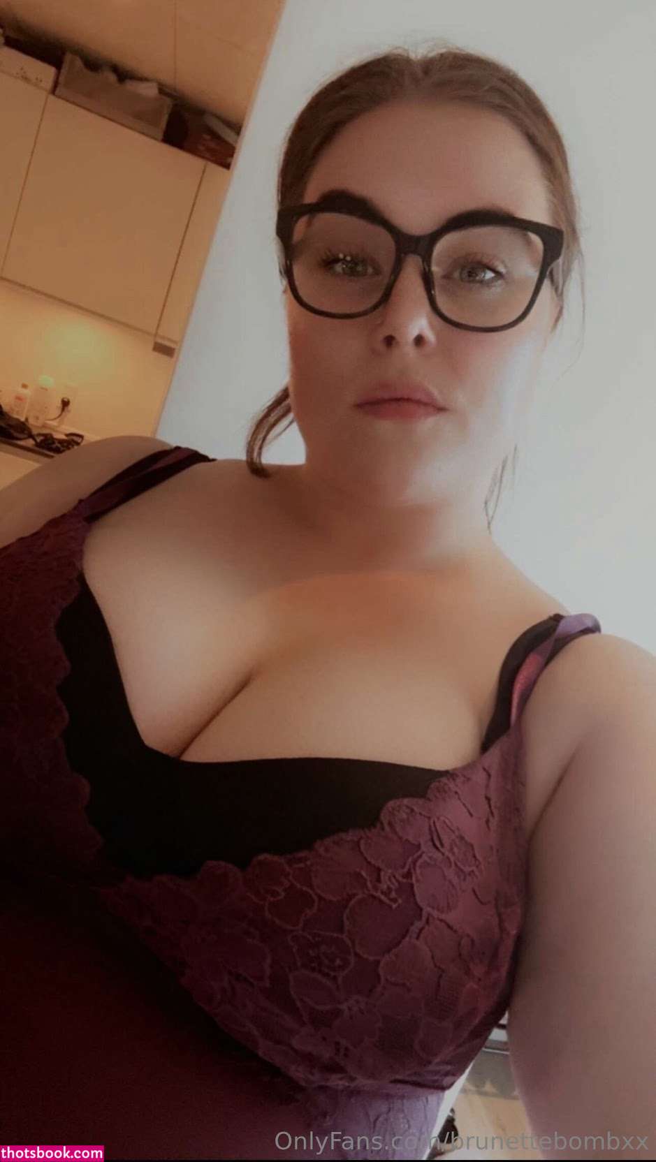 brunettebombxx Photo #9