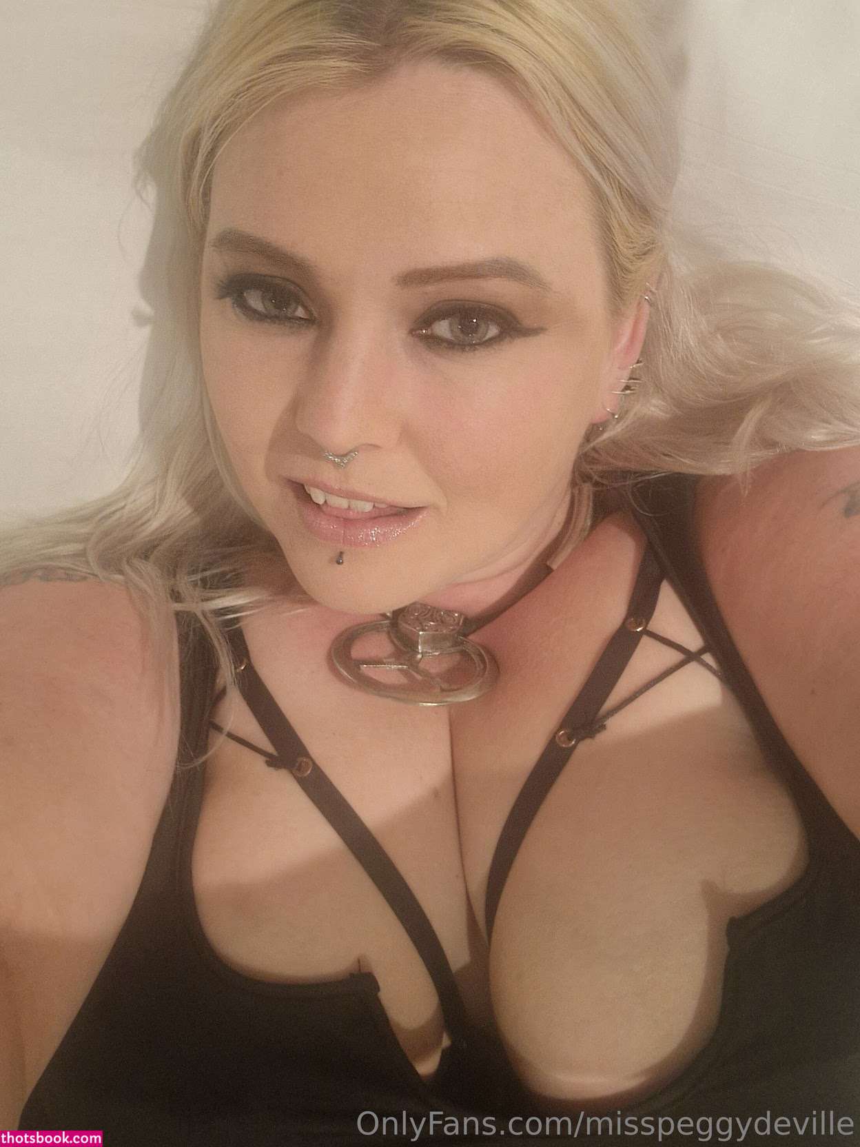 misspeggydeville Photo #23