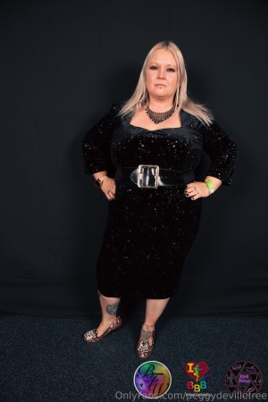 misspeggydeville Photo #25