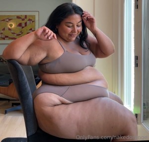 nakedorange Photo #4