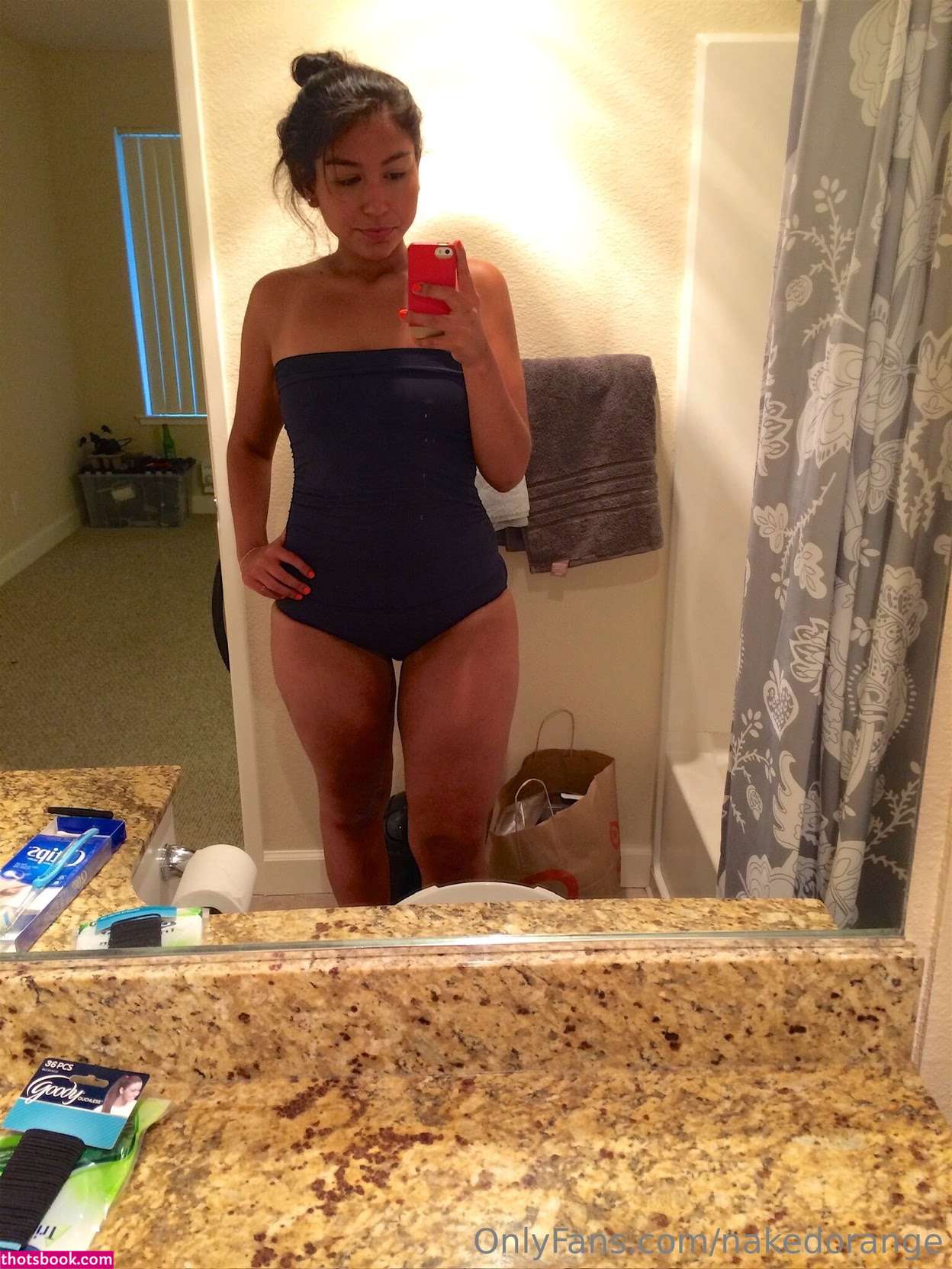 nakedorange Photo #42