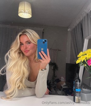 Ashlynn Brooks Photo #1