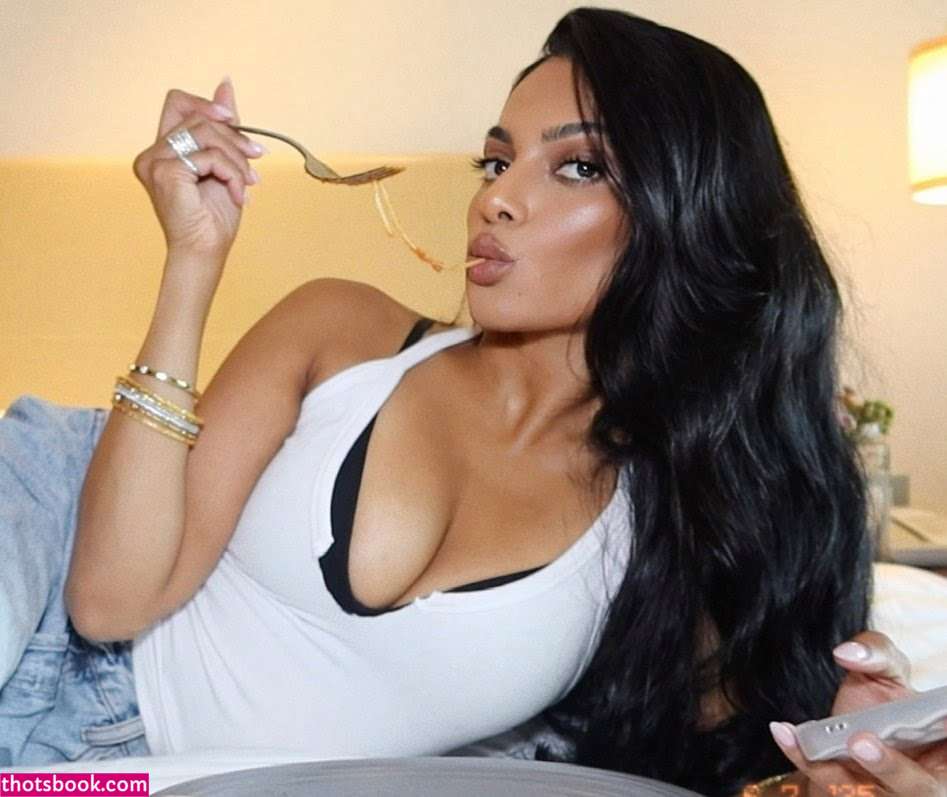 Chandrika Ravi Photo #4