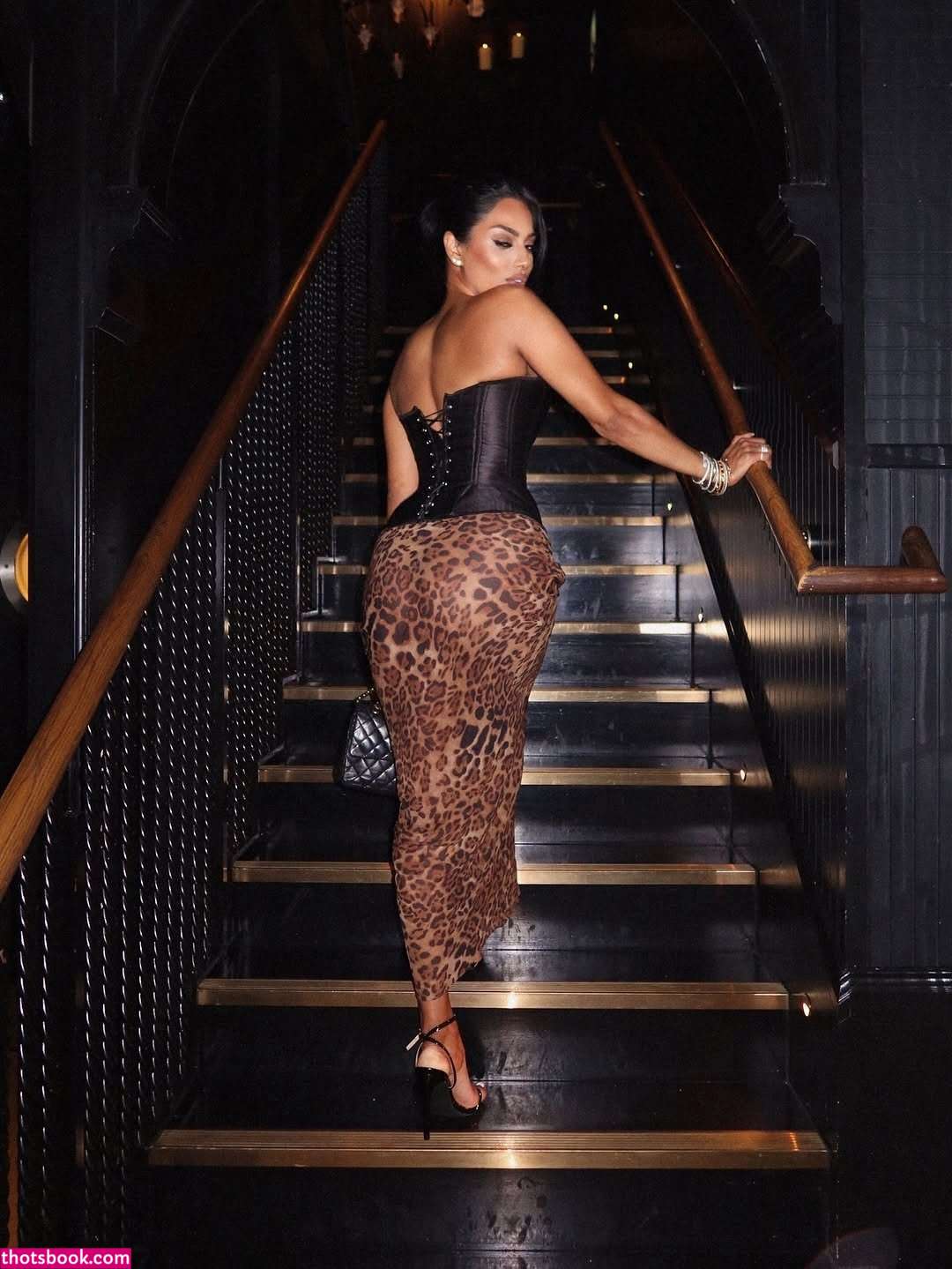 Chandrika Ravi Photo #5