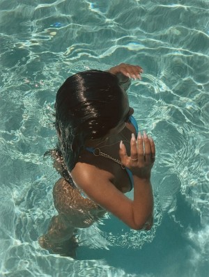 Chandrika Ravi Photo #8