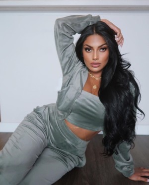 Chandrika Ravi Photo #39