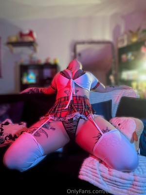 Chihiro Ayanoo Photo #21