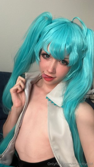 crunchyreid Photo #47