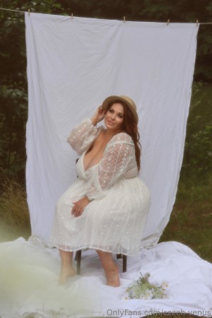 Czech Venus Photo #19