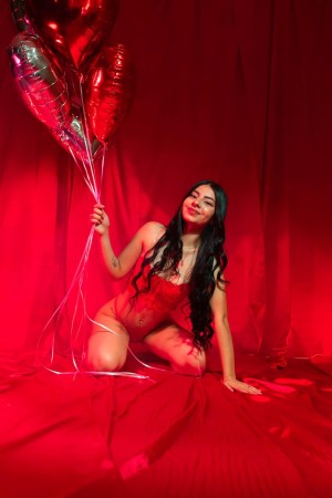 katiepeach Photo #15