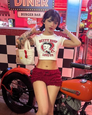 Mia Angeel Photo #33