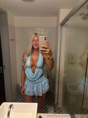 louisablake Photo #8