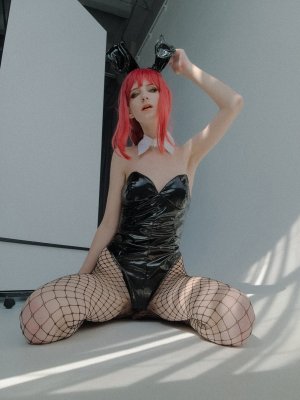 Holly White Photo #136