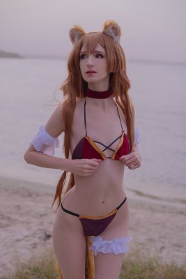 Holly White Photo #204