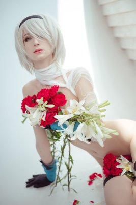 Holly White