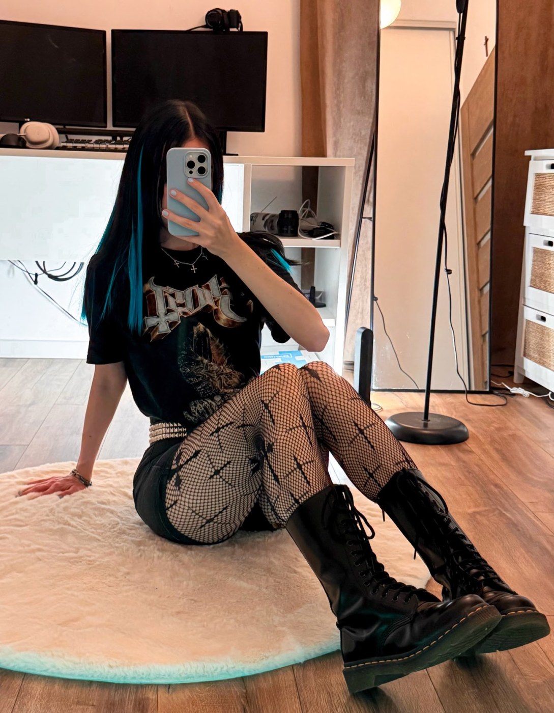 Izabell.tv Photo #14