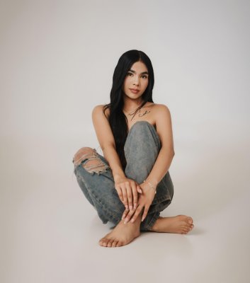 Ariia_Blaze Photo #10