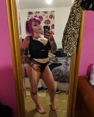 Beezbaddie Photo #3