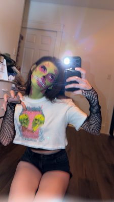 Soggyalien22 Photo #218