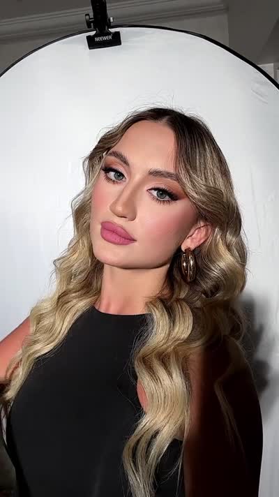 Anna Budakova Post #1