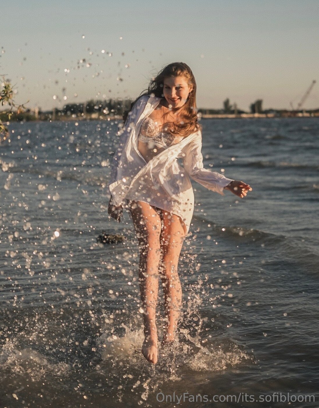 its.sofibloom Photo #2