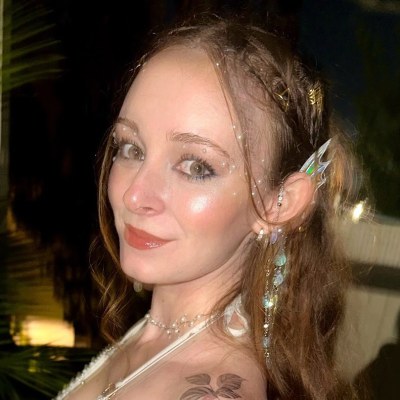 Naomi Rosenblum