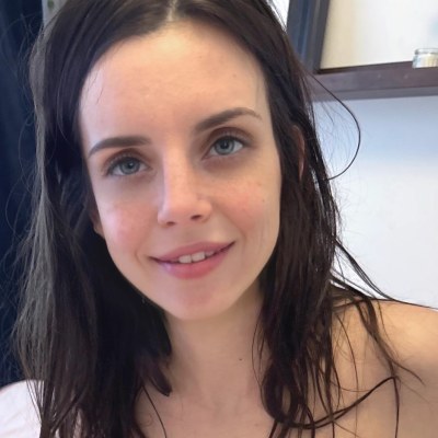 LauraGirl22