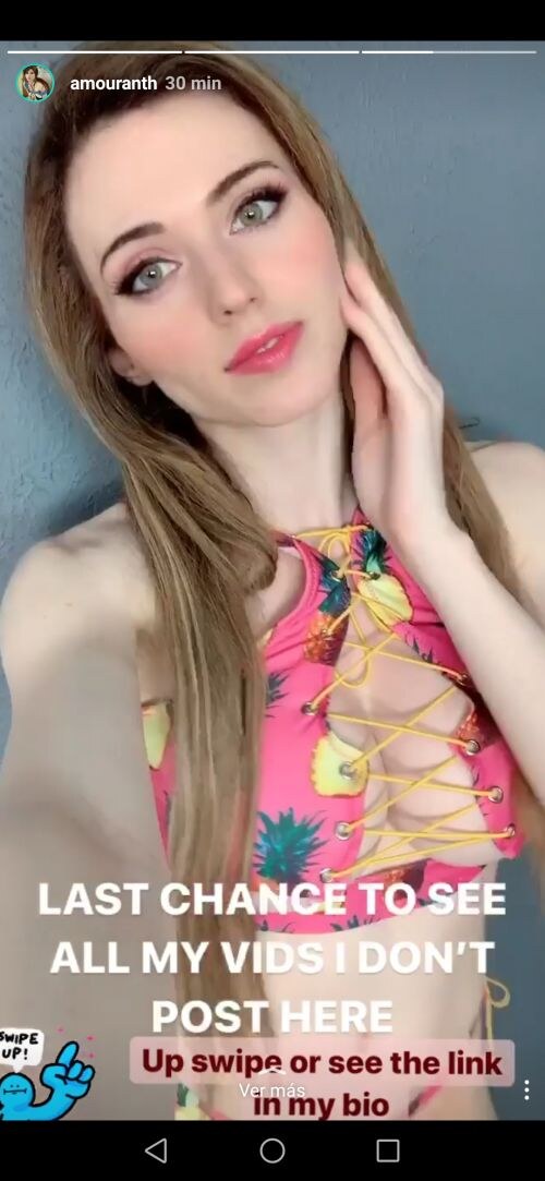 Amouranth Photo #99