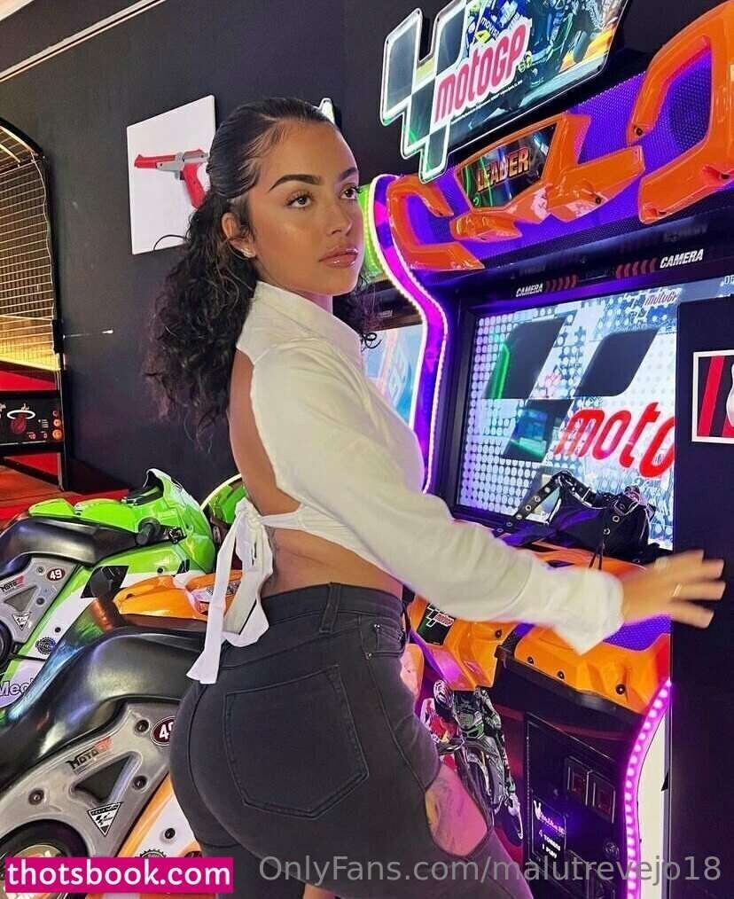 Malu Trevejo Photo #410