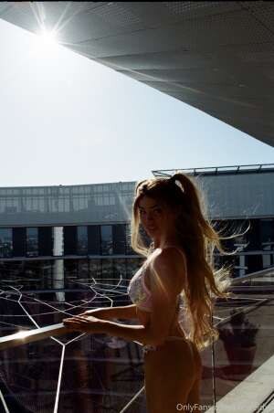 Kristen Hancher Photo #264