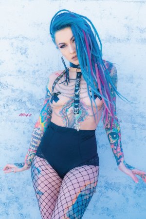 Lena Scissorhands Photo #8