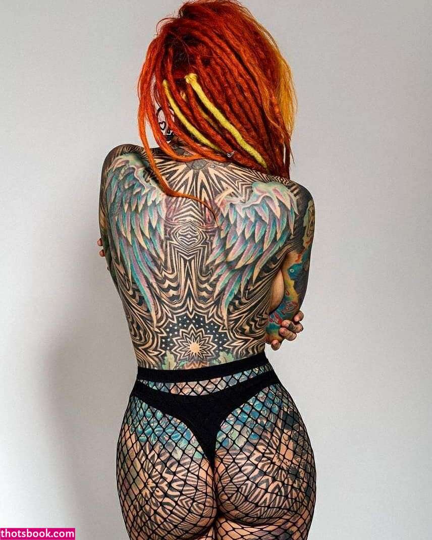 Lena Scissorhands Photo #17