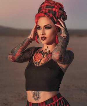 Lena Scissorhands Post #2