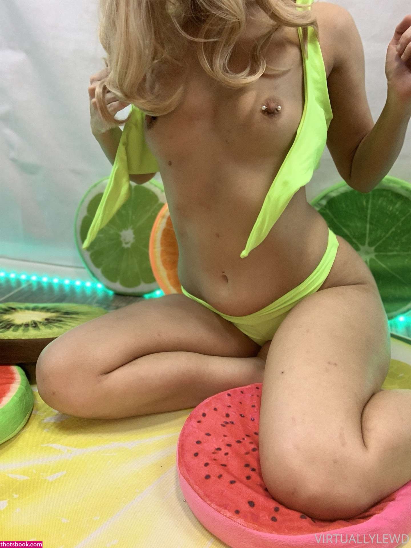 Virtuallylewd Photo #27